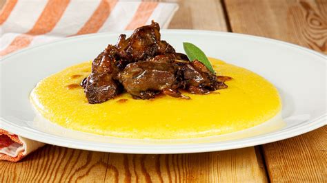  Polenta e Osei: Creamy Delight Meets Rustic Charm on Your Venetian Plate!