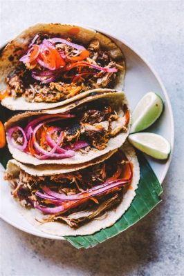  Cochinita Pibil:  Một Món Ăn Dữ Dội Của Lửa Và Hương Thơm