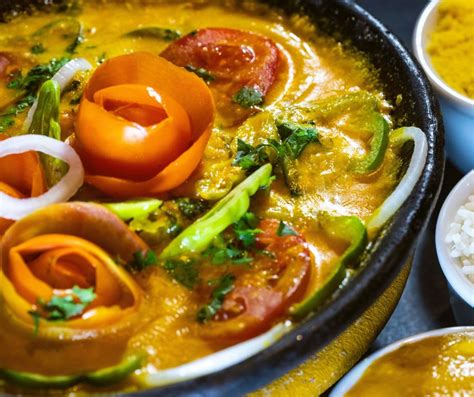  Moqueca de Peixe: Uma Phá»™i Há»£i Lạ Ơi Trong M»¿T Bã«n Ti»™c Cháº¥y Buá»³i!