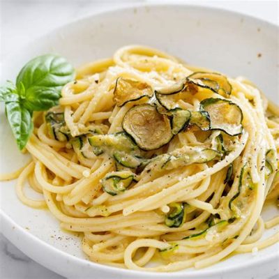  Spaghetti alla Nerano? A Creamy Indulgence Bursting with Flavor and the Freshness of Zesty Lemon!